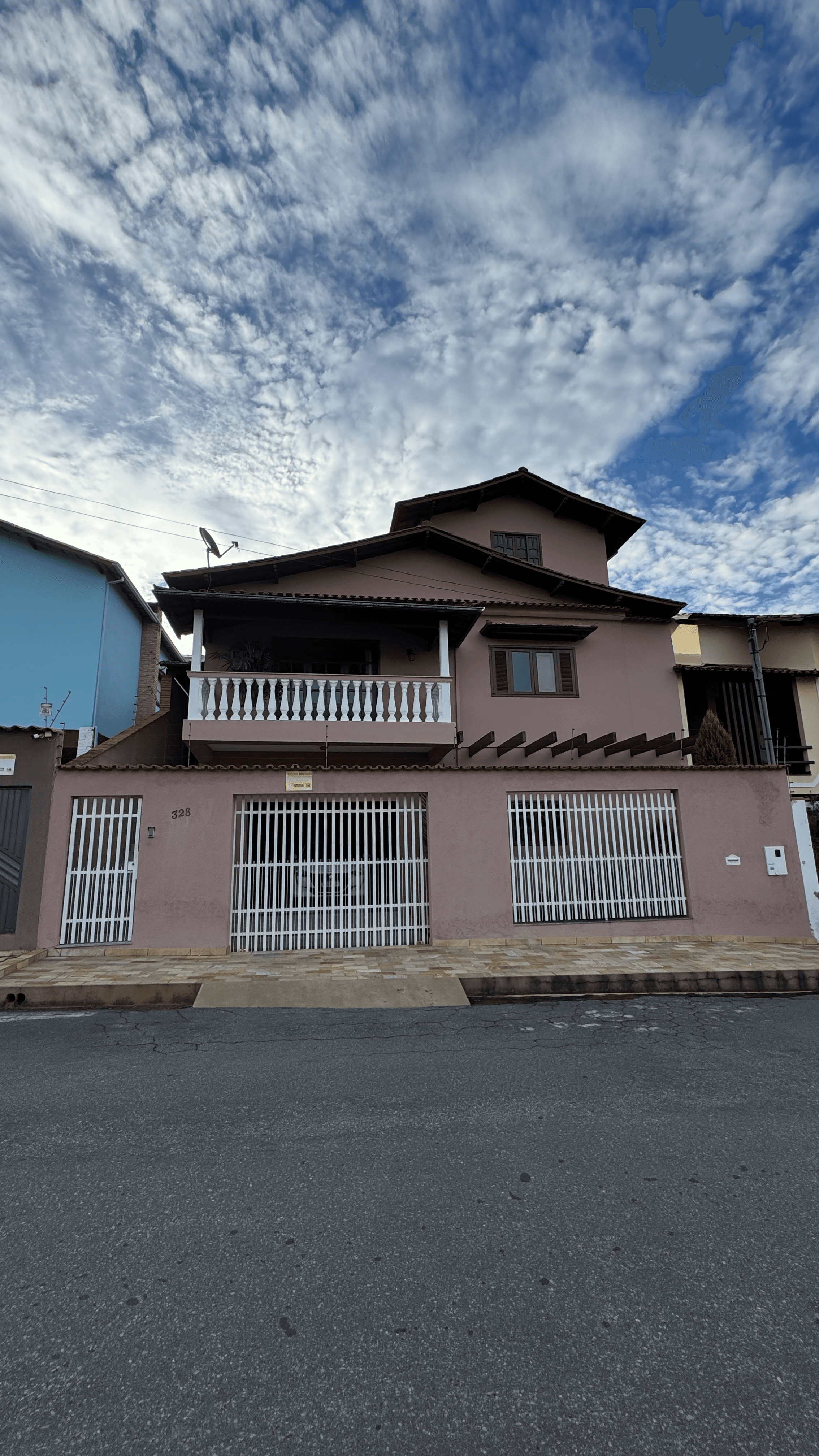 Casa Usada em São Caetano - São João del Rei